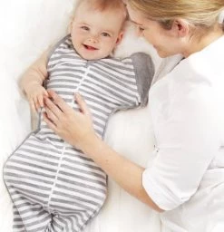 Love To Dream™ Babyslaapzak Swaddle Up™ - Inbakeren Afbouwen - Baby 4-6 Maanden - 6-8.5 Kg - All Season - Grijs -Babyproducten Winkel 1156x1200 3