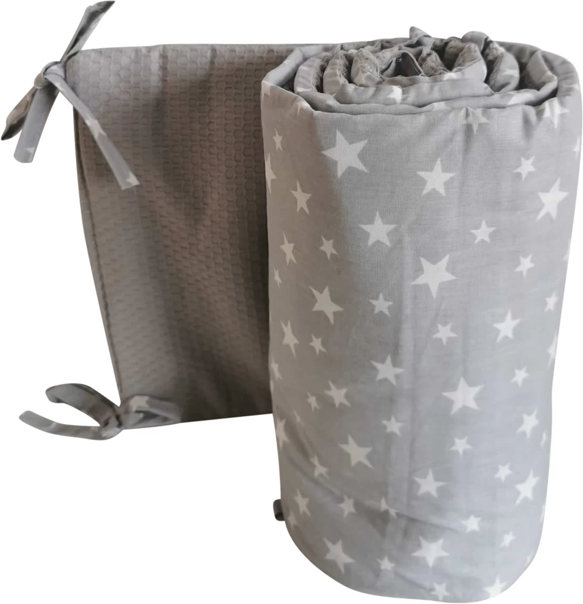 Quilola Bedbumper Stars Grey - Bed Zijbeschermers - Anti Stootrand - Bedomrander 180x30 Cm 1 Quilola Bedbumper Stars Grey - Bed Zijbeschermers - Anti Stootrand - Bedomrander 180x30 Cm