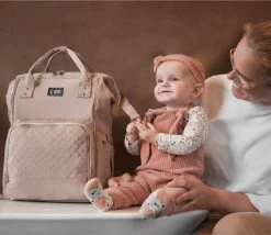 NanaBeebi Luiertas Rugzak Met Verschoonmatje - Beige Taupe - Inclusief Flessenwarmhouder - Kinderwagenhaken En Isoleervak -Babyproducten Winkel 1200x1038 3