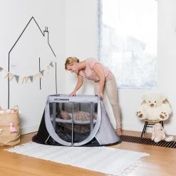 AeroMoov Instant Travel Cot Reisbed - Grey Rock 35 AeroMoov Instant Travel Cot Reisbed - Grey Rock -Babyproducten Winkel 1200x1200 1076