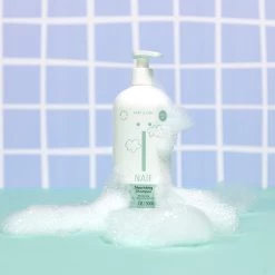 Naïf Voedende Shampoo Pompfles - Baby En Kids - 500ml - Met Natuurlijke Ingrediënten -Babyproducten Winkel 1200x1200 475