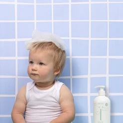 Naïf Voedende Shampoo Pompfles - Baby En Kids - 500ml - Met Natuurlijke Ingrediënten -Babyproducten Winkel 1200x1200 476