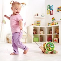 Hape Houten Walk-A-Long Slak Trekdier -Babyproducten Winkel 1200x1200 609