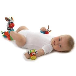 Playgro Pols- En Voetrammelaarset Zebra & Giraf - Set Van 4 Stuks, 2 Polsbandjes En 2 Rammelsokjes -Babyproducten Winkel 1200x1200 701