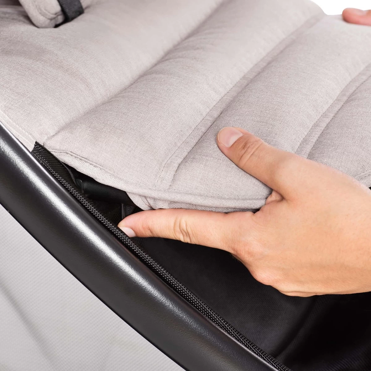 Hauck UpTown Buggy - Met één Hand Opvouwbaar - Beige 7 Hauck UpTown Buggy - Met één Hand Opvouwbaar - Beige - Afbeelding 7