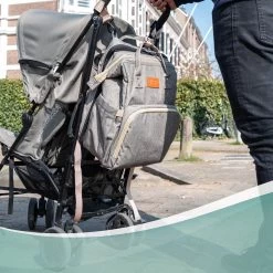 Luiertas Rugzak - Monx Luiertas Verzorgingstas Met Uitklapbaar Babybedje - Overzichtelijke Luierrugzak Extra Buggy En Kinderwagen Haken Inclusief Geïsoleerde Flessenhouder - Grijs -Babyproducten Winkel 1200x1200 867