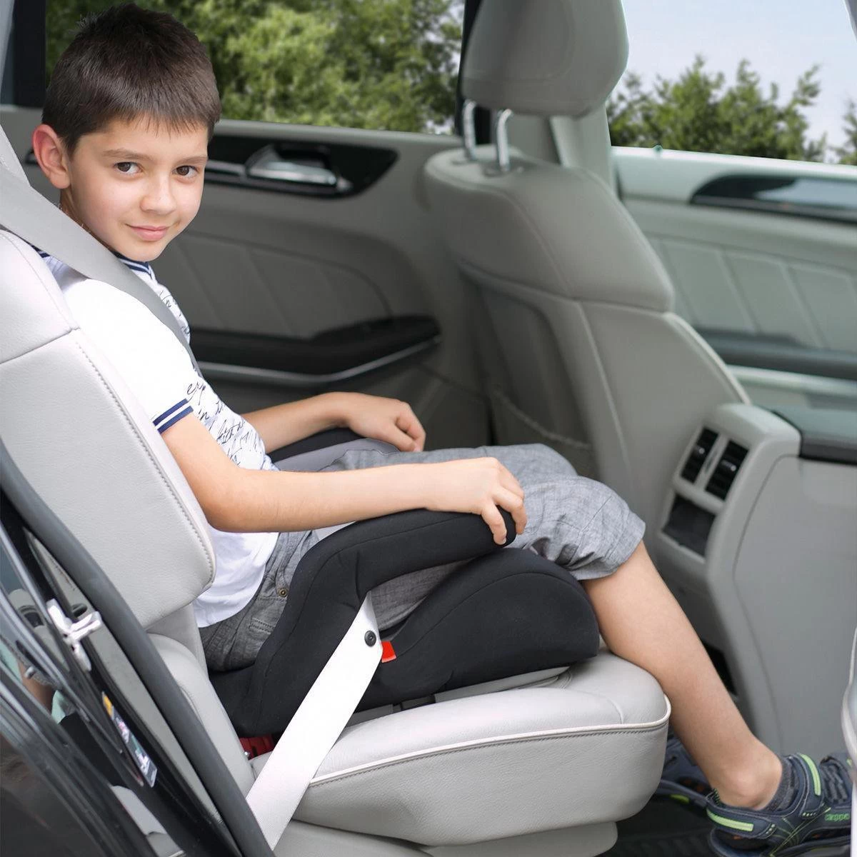 Booster - Zitverhoger Met Isofix BabyGO Bursa II Zwart (15-36kg) 8 Booster - Zitverhoger Met Isofix BabyGO Bursa II Zwart (15-36kg) - Afbeelding 8