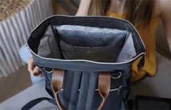 Periwinkle - Luiertassen - Waterproof Baby Verzorgingstas - Baby Rugzak - Luiertas - Verzorgingstas - Linnen - Bordeaux -Babyproducten Winkel 1200x772 11