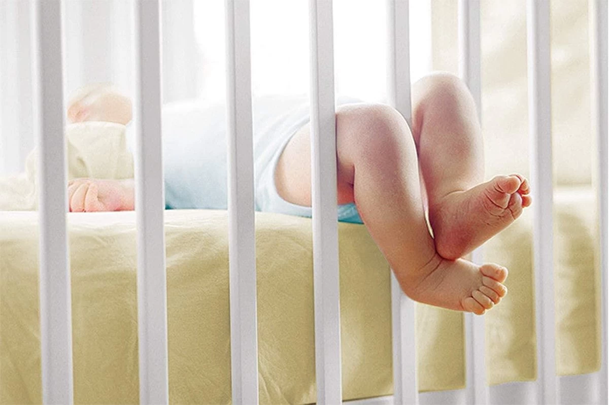 Buxibo - Baby Bed Omrander - Bedbumper - Hoofdbeschermer - Set Van 2 - 340x30cm & 160x30cm 10 Buxibo - Baby Bed Omrander - Bedbumper - Hoofdbeschermer - Set Van 2 - 340x30cm & 160x30cm - Afbeelding 10