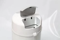 DiaperPail - Soft Grey - Luieremmer Met Speciale Luiersluis - Werkt Met Normale Vuilniszakken -Babyproducten Winkel 1200x799 12