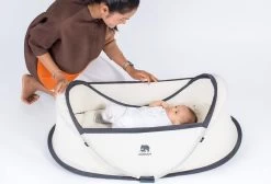Deryan Infant BabyBox Campingbedje - Baby Klamboe - Cream -Babyproducten Winkel 1200x816 3