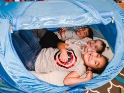 Deryan Peuter Luxe Campingbedje – Inclusief Zelfopblaasbare Matras - Blue -Babyproducten Winkel 1200x894 1