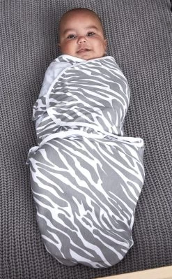 Meyco Herringbone Velvet Wiegdeken - Grijs - 75x100cm -Babyproducten Winkel 742x1200 7