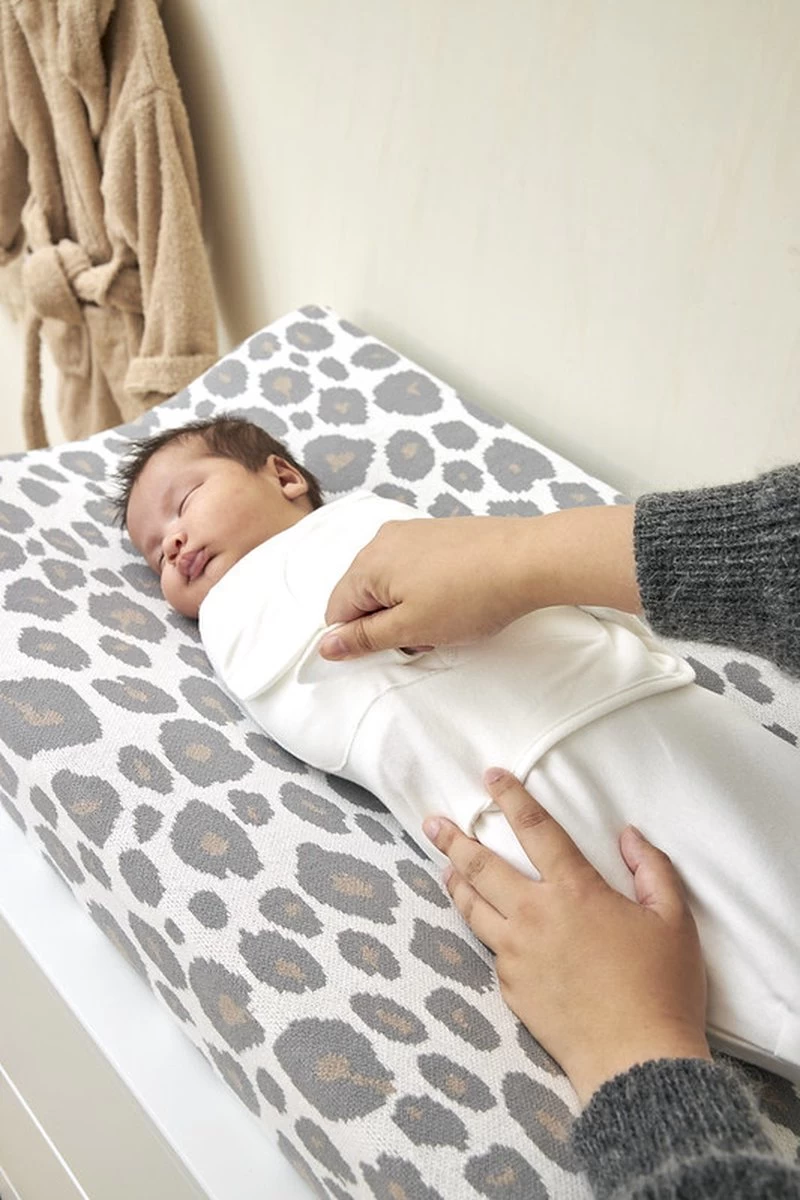 SwaddleMeyco Inbakerdoek Uni - Offwhite - 0-3 Maanden 5 SwaddleMeyco Inbakerdoek Uni - Offwhite - 0-3 Maanden - Afbeelding 5