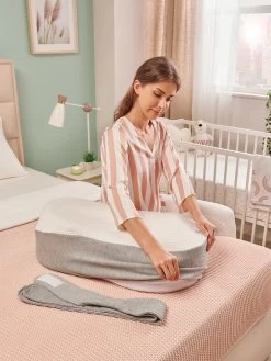 Mio Amore - Reflux Baby Matras - Relax Kussen - Voedingsmatras -Babyproducten Winkel 900x1200 22