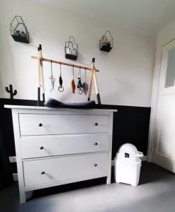 DiaperChamp One - Luieremmer - Verzorging - Luieremmers - White Black -Babyproducten Winkel 987x1200